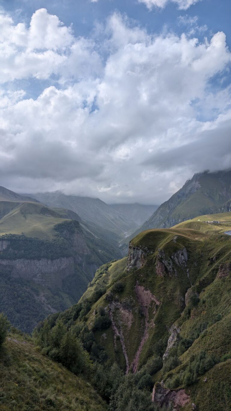 Gudauri Friendship Monument