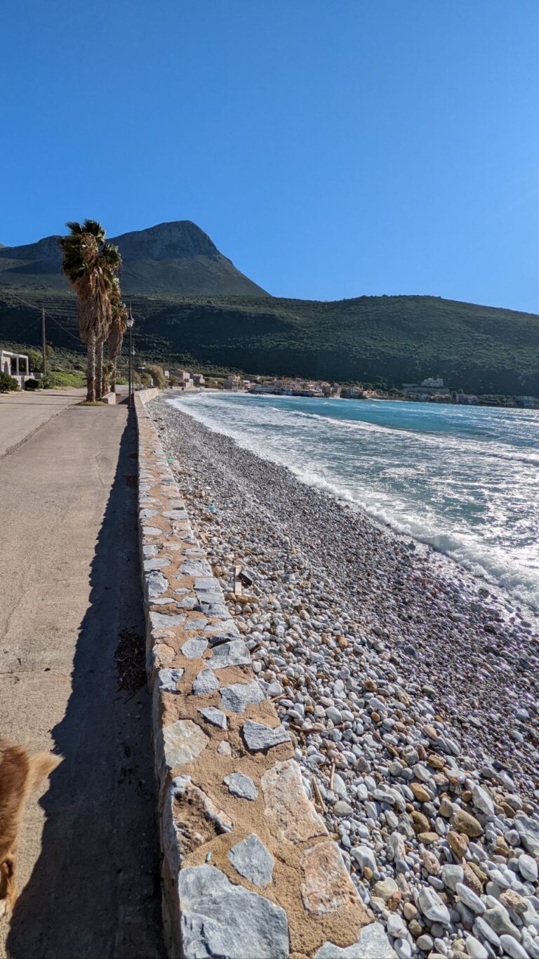 Karavostasi