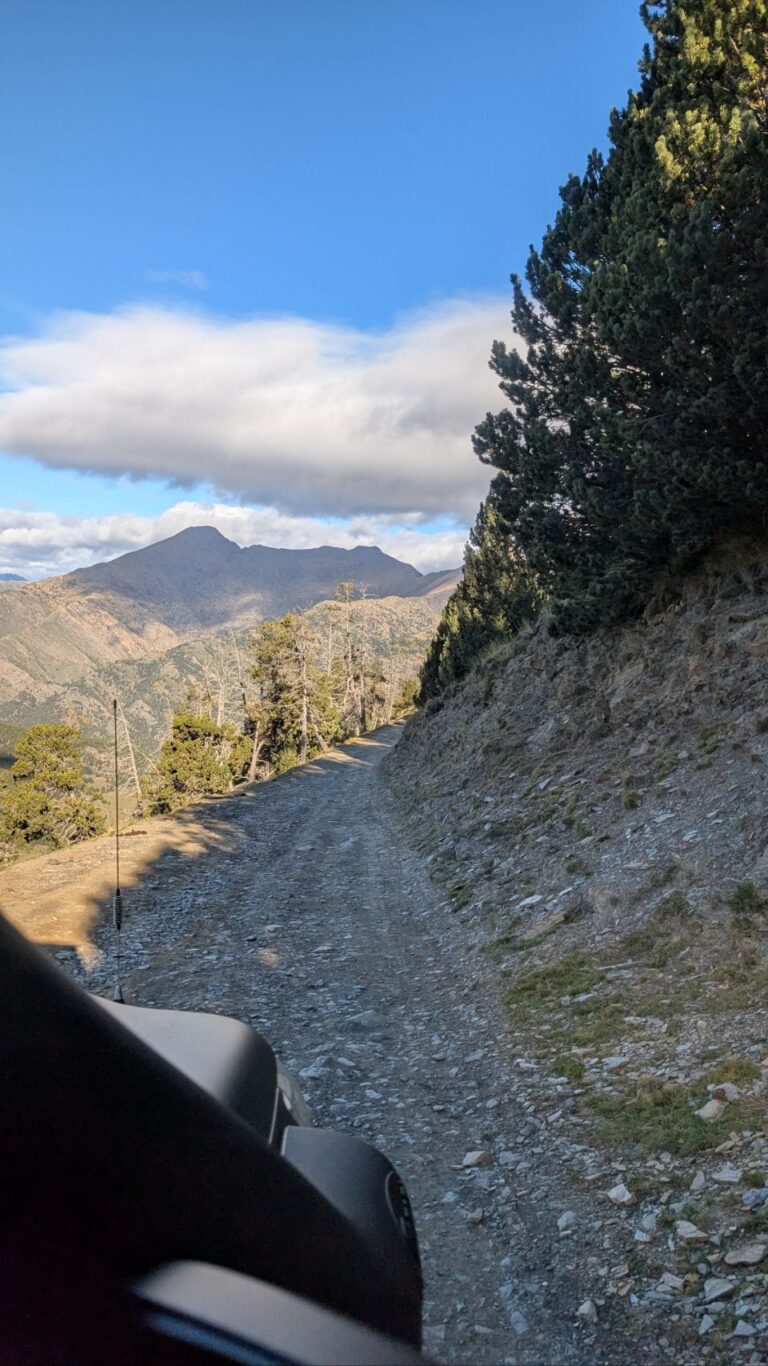 Der Schmugglerpfad – Border Crossing Andorra ➡️ Spanien