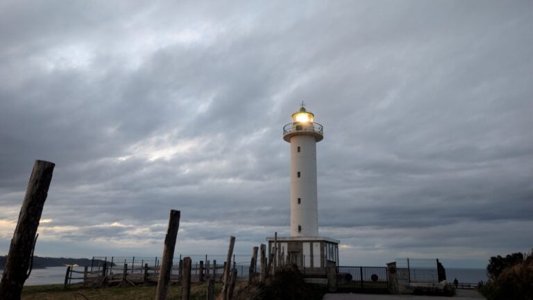 Lastres – Faro de Luces