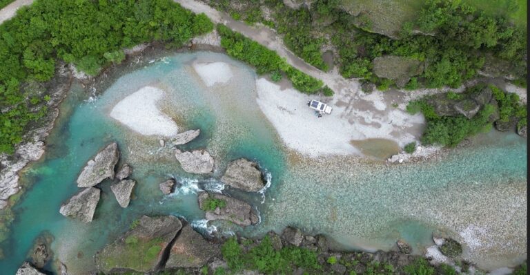 Flucht vor dem Wasser 🌊